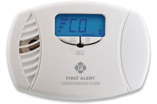 First Alert Carbon Monoxide Alarm - CO615A - 6 Best Smoke Carbon Monoxide Detectors