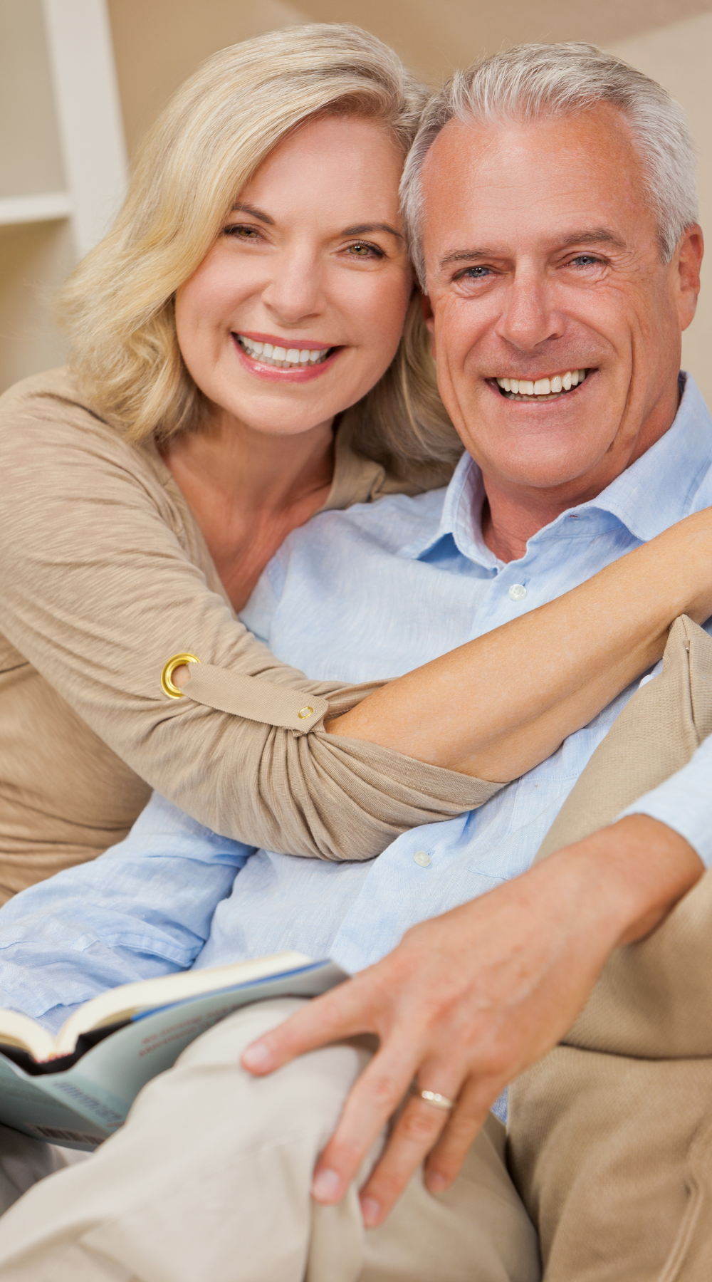 Helping Seniors Live Independently, Safely & Comfortably 3 Smiling senior couple - Helping Seniors Live Independently, Safely & Comfortably