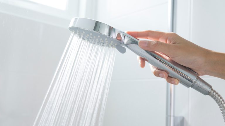 handheld shower head -Guide to Using Handheld Showerheads for Seniors